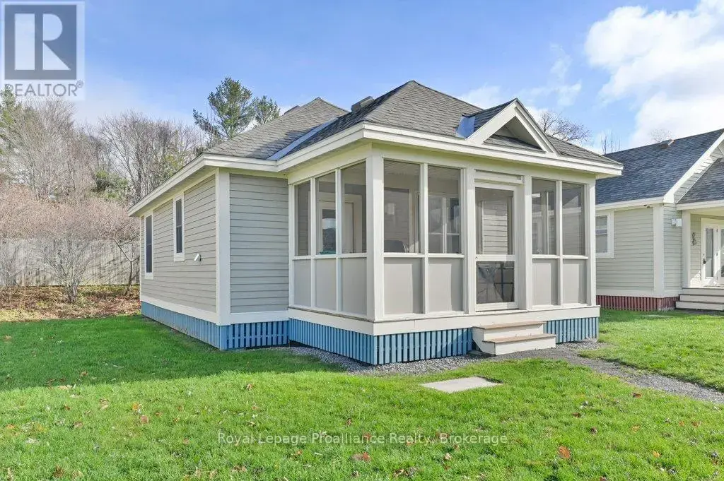 48 Meadow View Lane, Prince Edward County (Athol Ward)